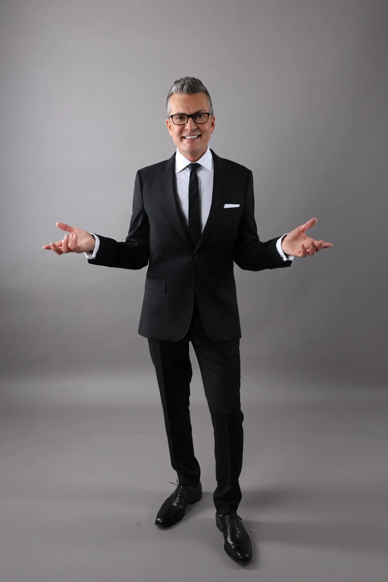 Say YES! Randy Fenoli Trunk Show is Coming to Volle&#39;s Bridal &amp; Boutique in Lake Zurich!