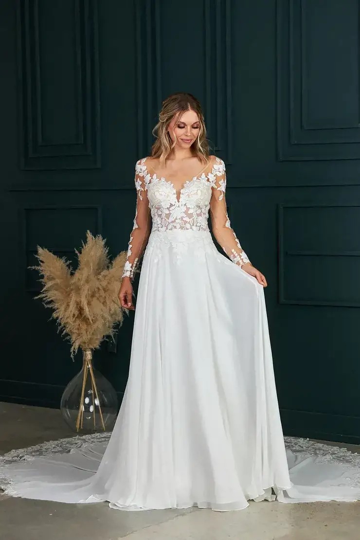 Model wearing Madeleine Scott wedding dress